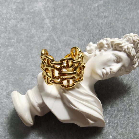 Adjustable 18K Gold Ring - Picture 3 of 4